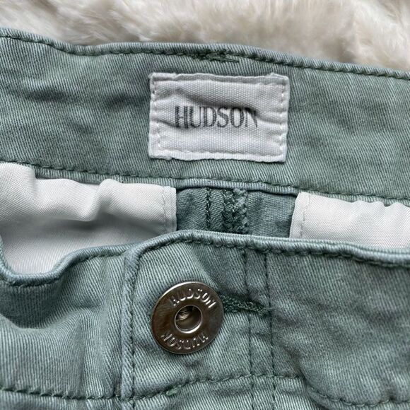 Hudson Green Bermuda Short - Girl’s 16 - Picture 5 of 7
